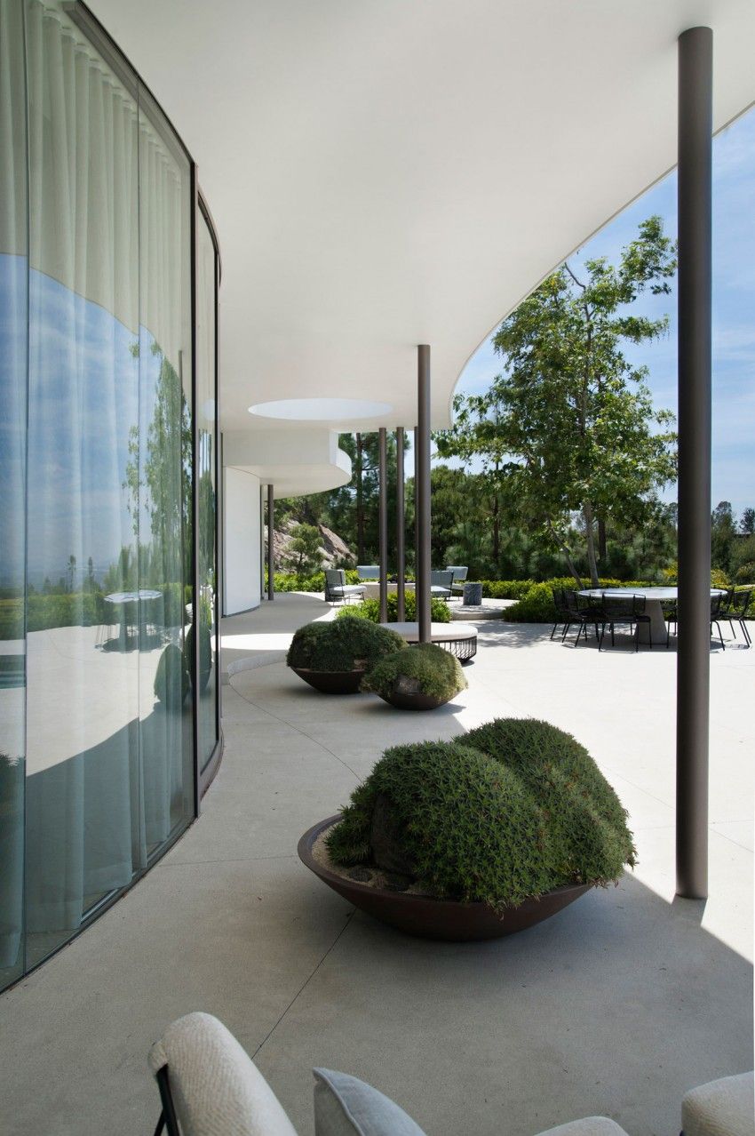 Interior-Design-Beldecor-vn-Trousdale-Estates-Contemporary-Home-06-850x1278